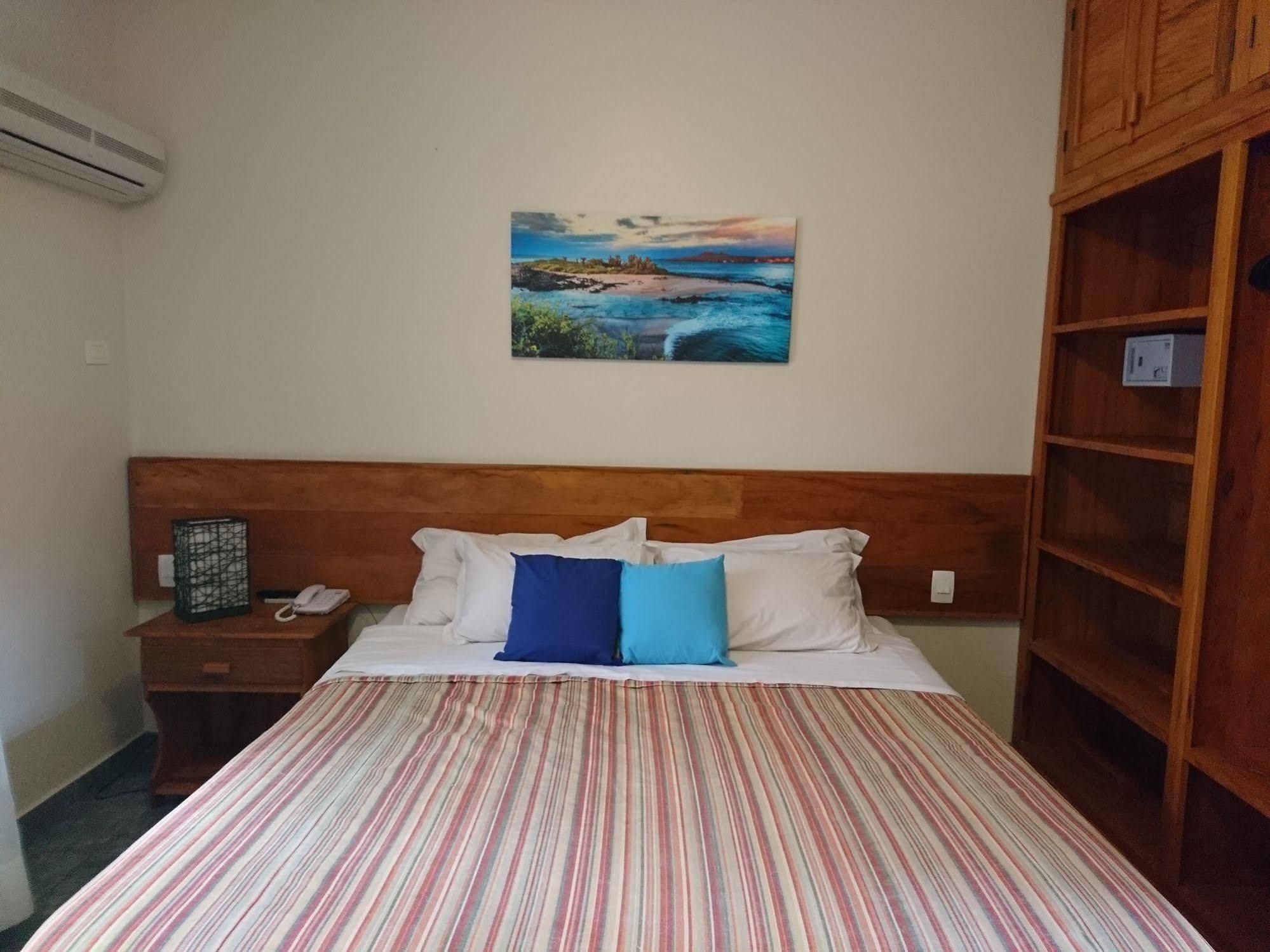 Galapagos Aparthotel Ilhabela Luaran gambar